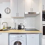 Bluestay 551 - Superbe Appartement A Paris
